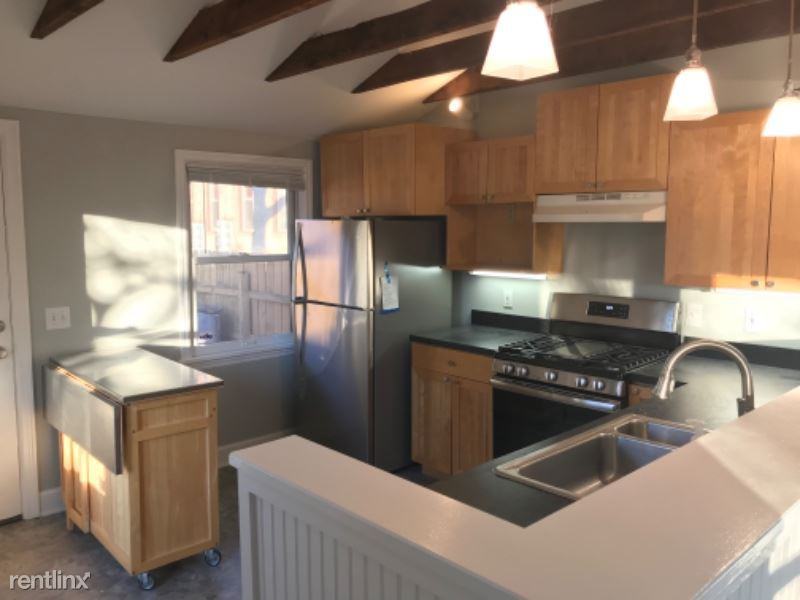 120 W Prescott St - Photo 3 of 9