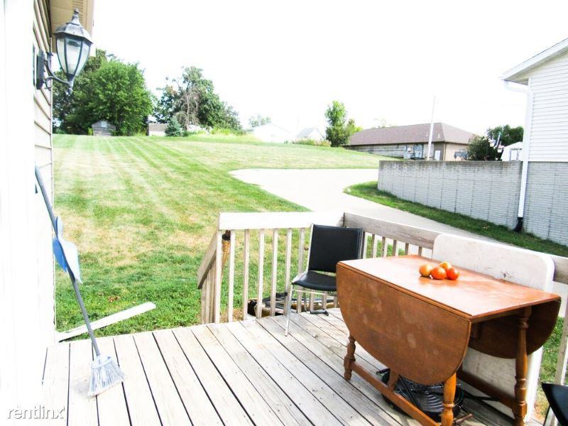 605 Marvin Ave - Photo 2 of 13
