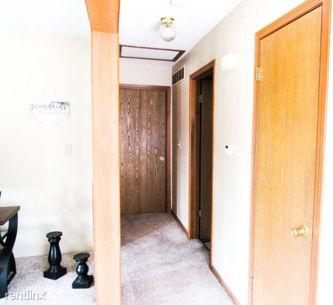 605 Marvin Ave - Photo 3 of 13