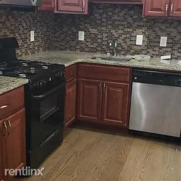 72 72 - 74 Campbell Ave 9 - Photo 3 of 3