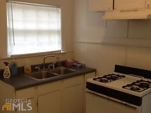 2693 Memorial Dr SE - Photo 2 of 4