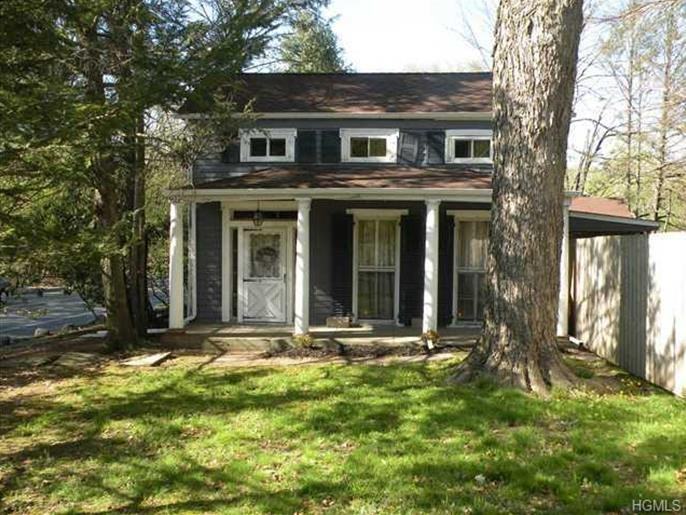 98 College Rd - Photo 3 of 12