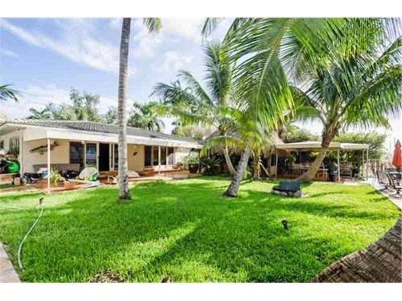 1614 SE 11th St - Photo 2 of 25