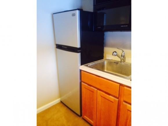 16 Round Hill Rd - Photo 2 of 13