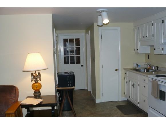 385 US-5 - Photo 3 of 8