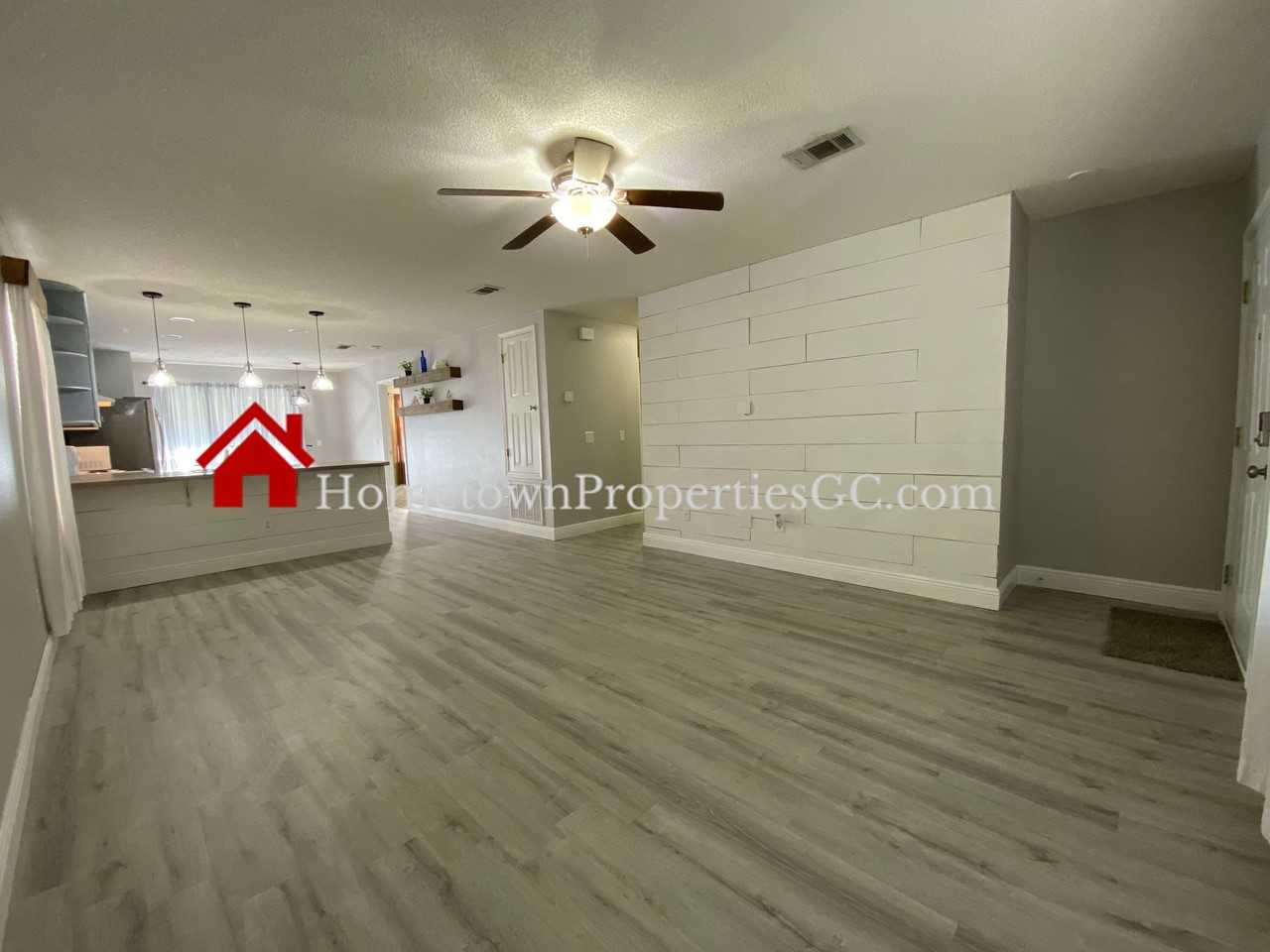 10356 Chinaberry Ct - Photo 3 of 20