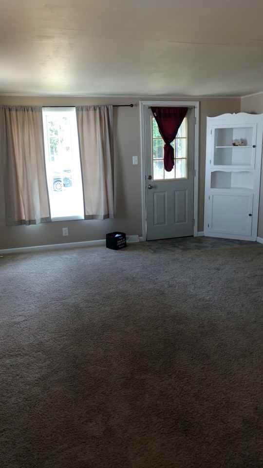 214 Belteberg Rd - Photo 3 of 11
