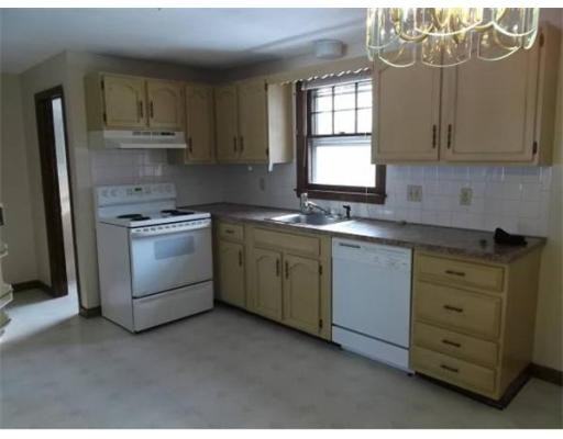 3 Midridge Cir - Photo 2 of 11