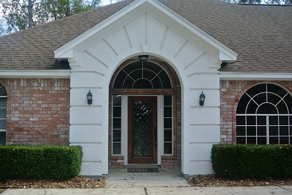 42 Melrose Dr - Photo 3 of 32