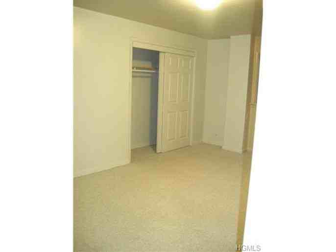 5 Acoma Rd - Photo 3 of 5