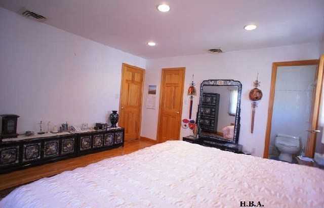 340 Stewart Ave - Photo 2 of 13