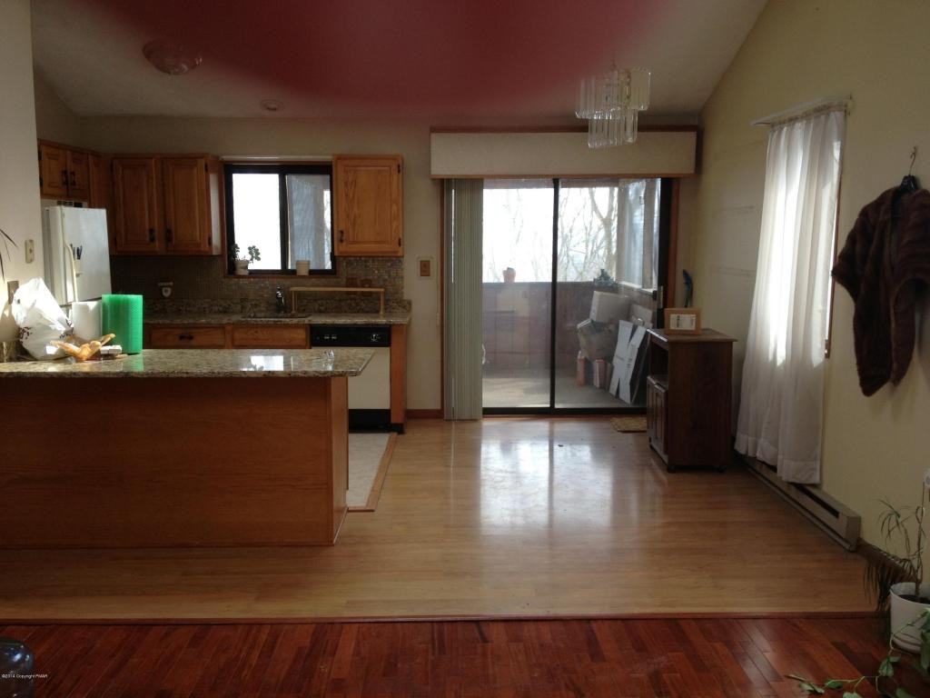 344 Pocono Mountain Lake Dr - Photo 3 of 16