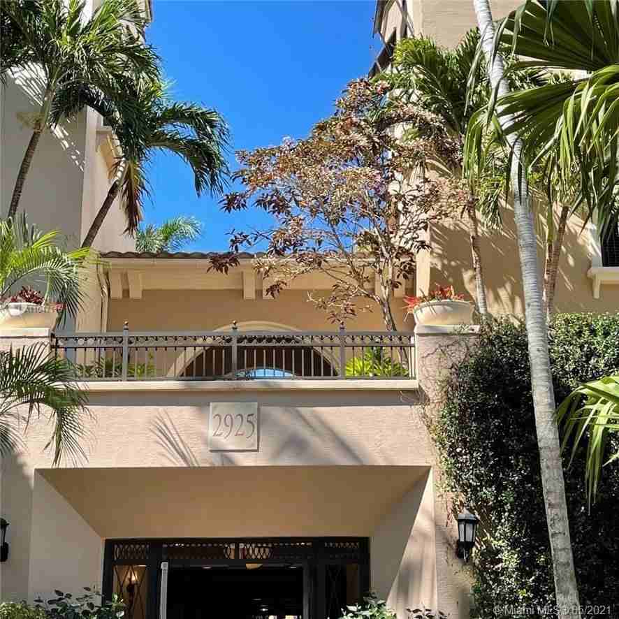 2925 Nw 126th Ave Apt 214-1 - Photo 2 of 18