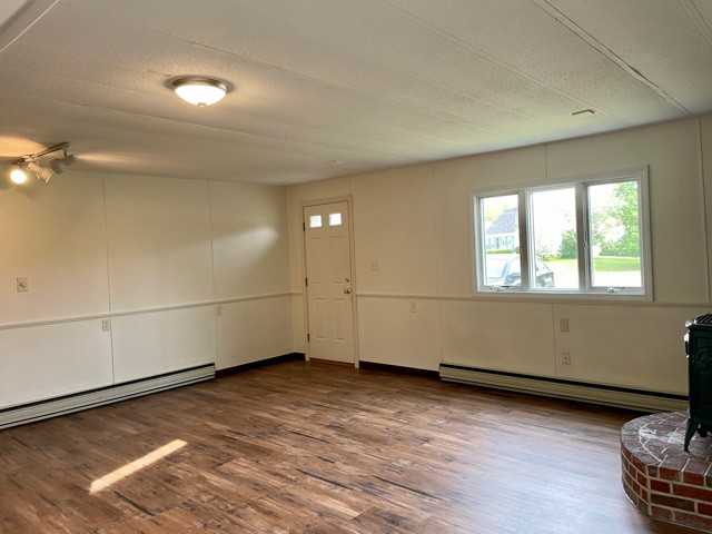 28 Baldwin Dr #28 - Photo 3 of 16