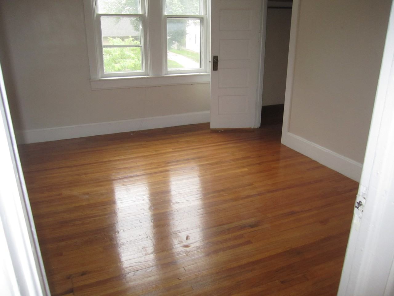 1108 North 6th Street - Photo 2 of 9