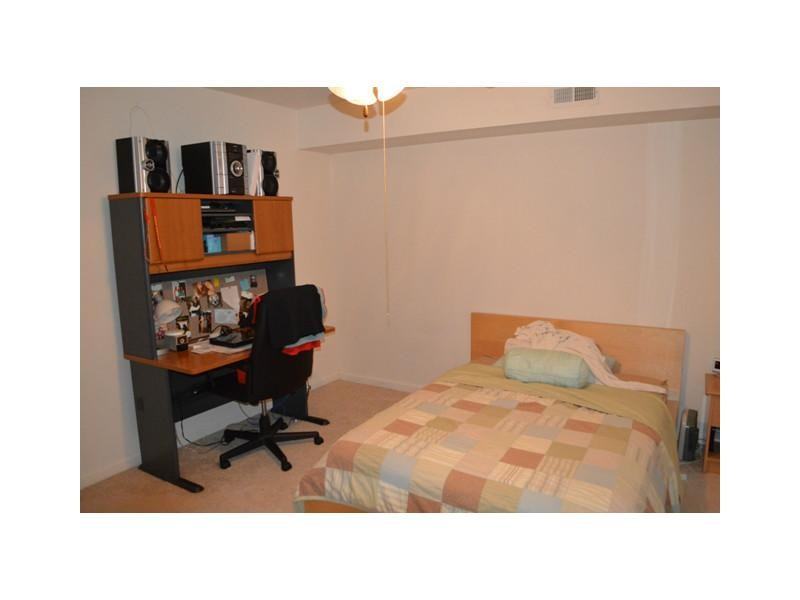 3910 Madison Bend - Photo 3 of 15