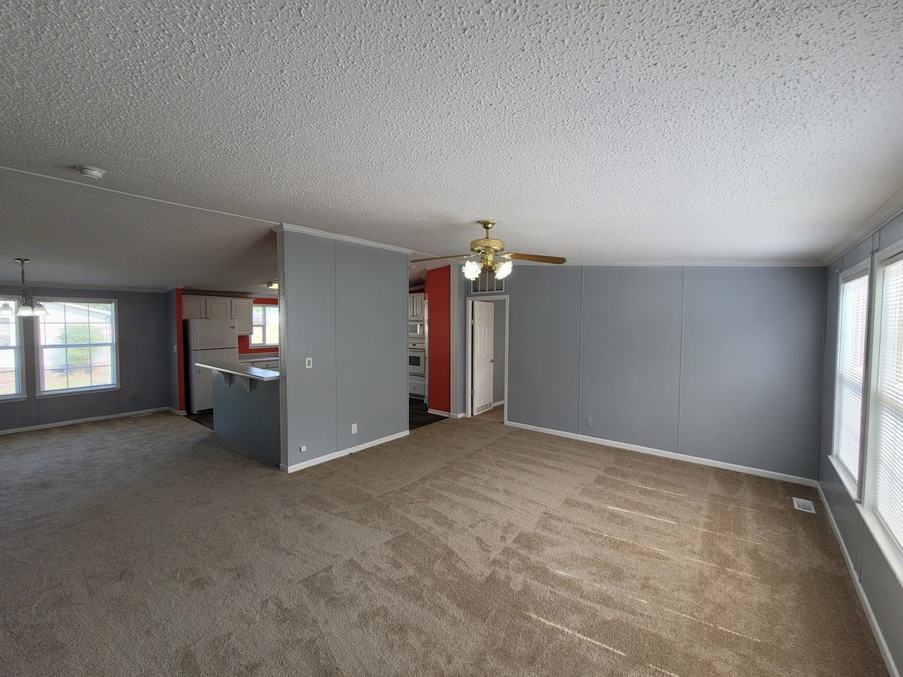 103 Hillcreek Drive - Photo 2 of 12