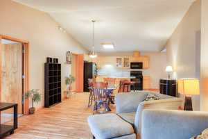 featured image of 1533 S Arbors Ln