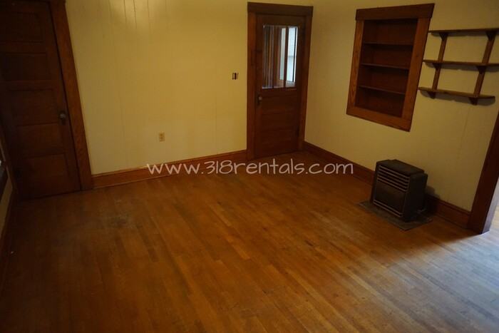 654 Columbia St - Photo 3 of 10