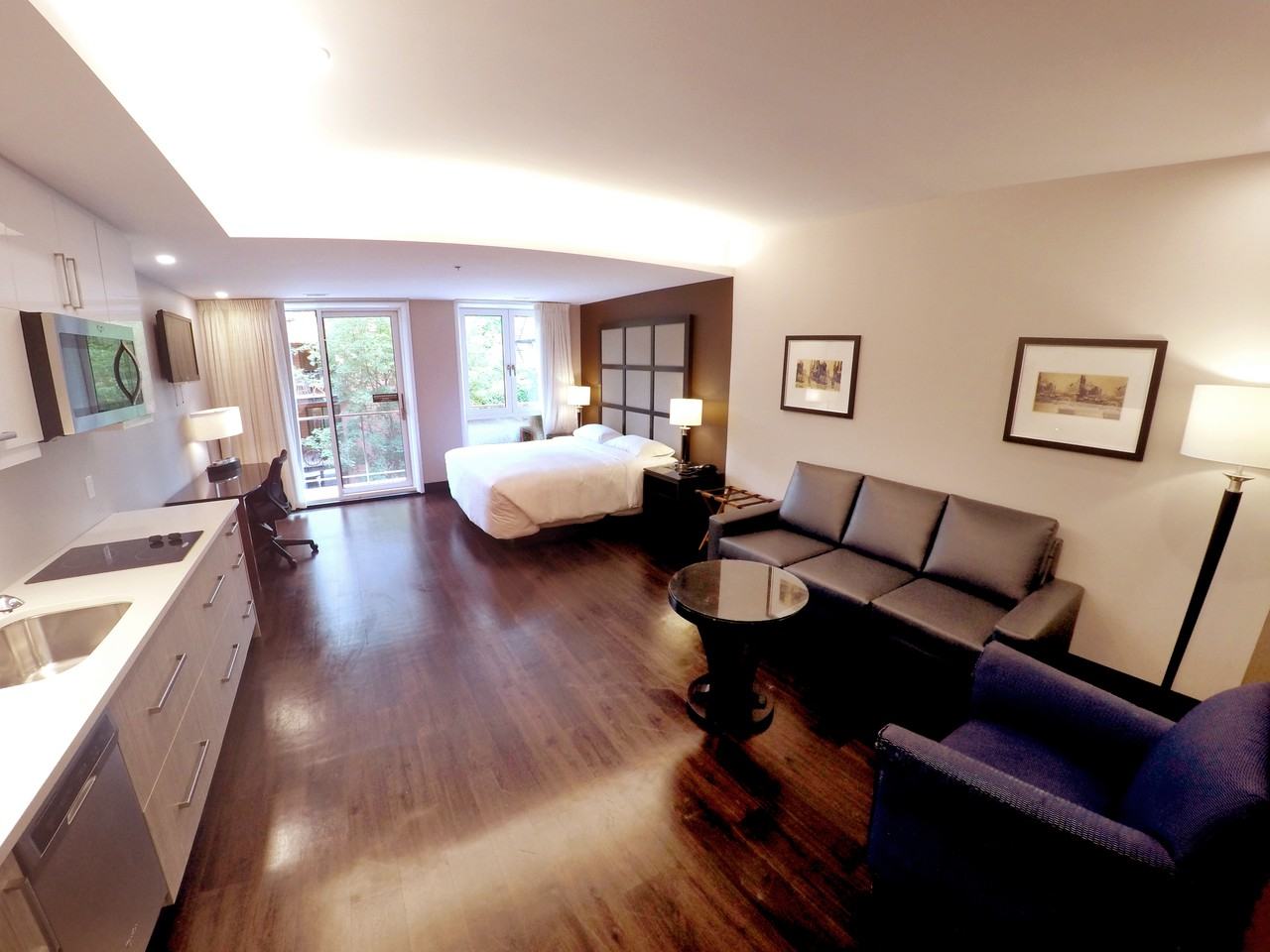 1245 Rue Saint-André - Photo 3 of 9