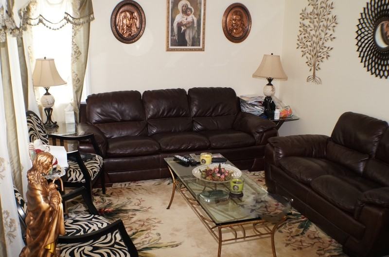 117 Commonwealth Ave - Photo 3 of 14