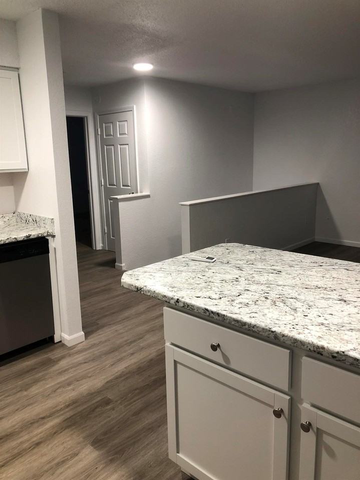 902 S. FRANKLIN ST.__130 - Photo 2 of 3