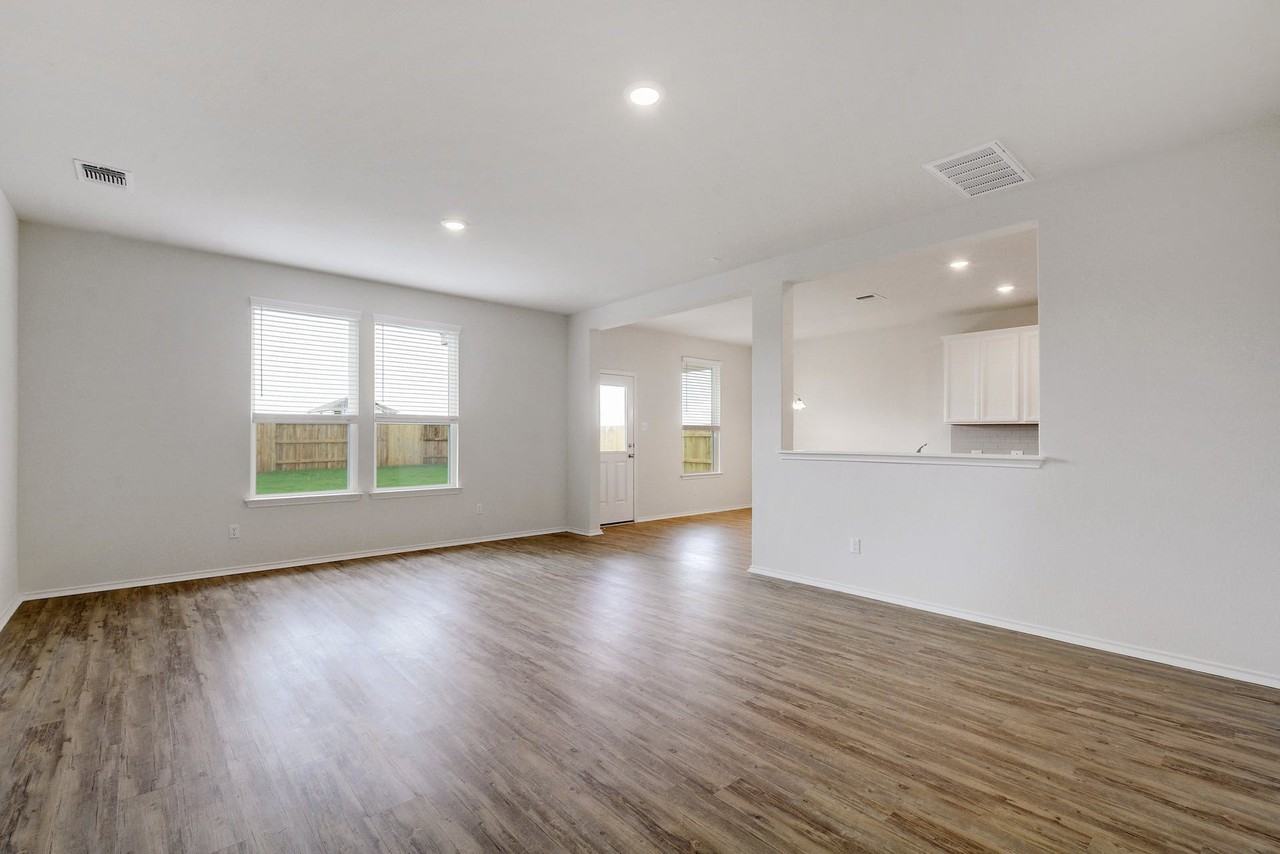 121 Nettletree Dr #1 - Photo 4 of 21
