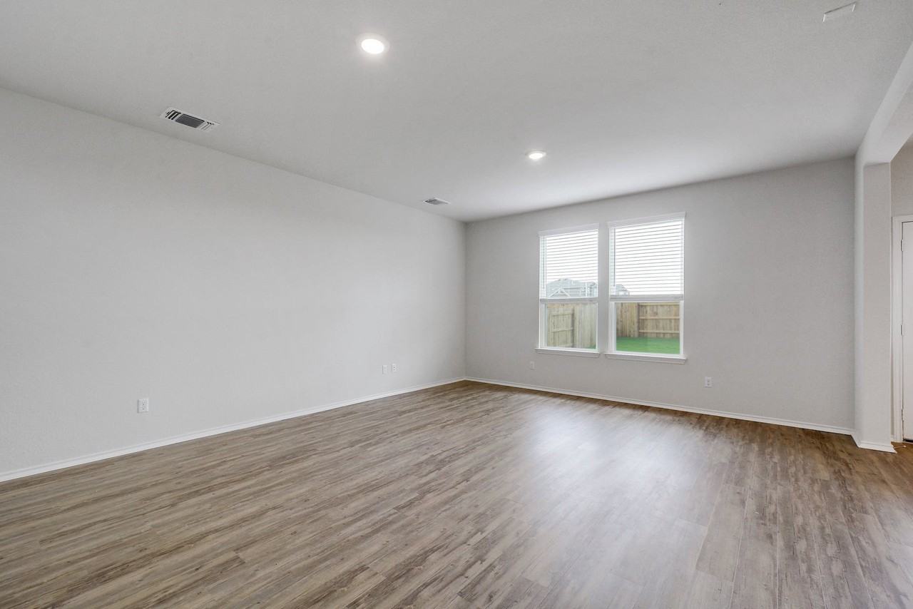 121 Nettletree Dr #1 - Photo 5 of 21