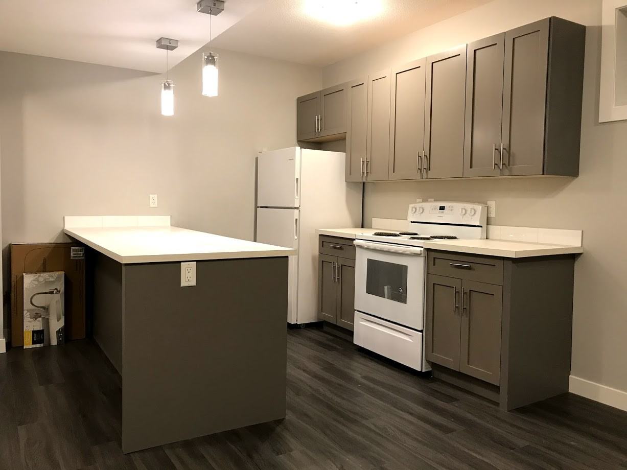 13309 128 St Nw - Photo 2 of 7