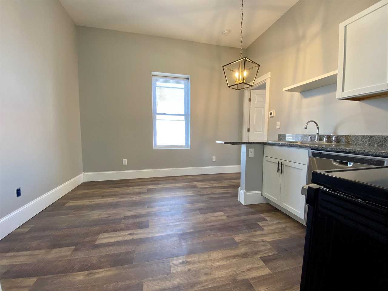 201 201 West Avenue - 11 #11 - Photo 3 of 19