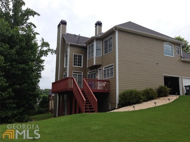 5762 Vinings Retreat Way SW - Photo 2 of 13