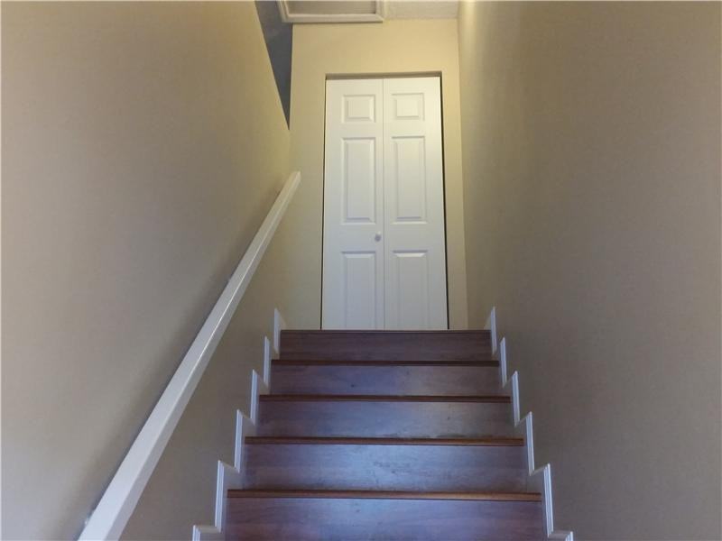 704 Gardens Dr - Photo 2 of 34