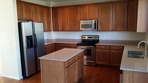 157 Lovington St - Photo 3 of 19