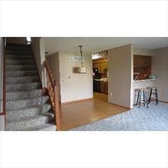 1023 E Woodview Ct - Photo 2 of 15