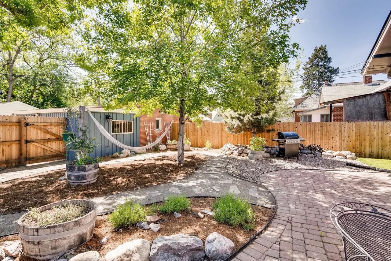 510 S Lincoln St #1 - Photo 3 of 12