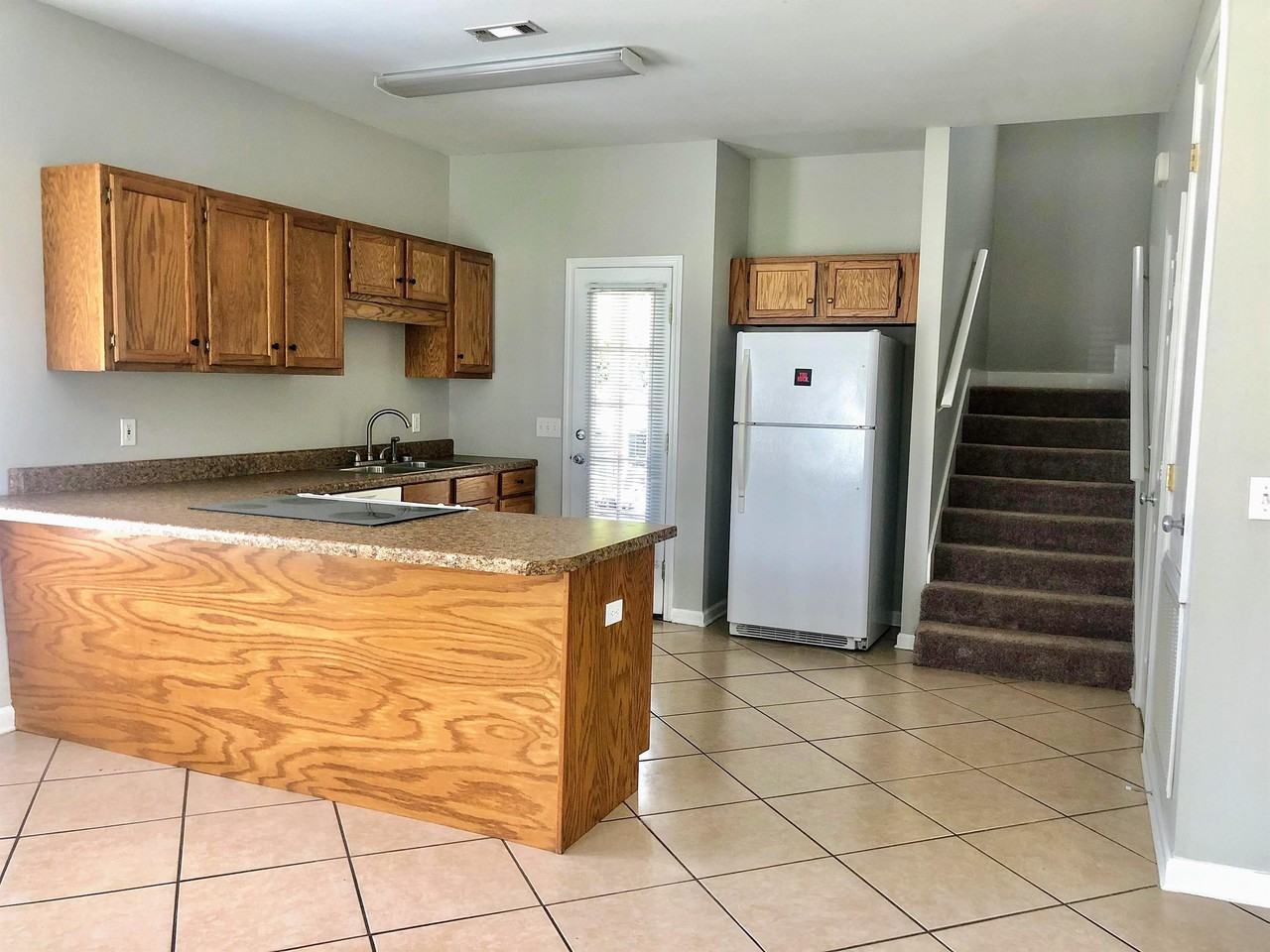 1215 14th Ave #1 - Photo 4 of 26