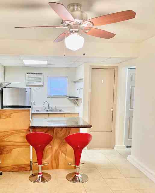 215 Princeton Dr Se #C - Photo 2 of 6