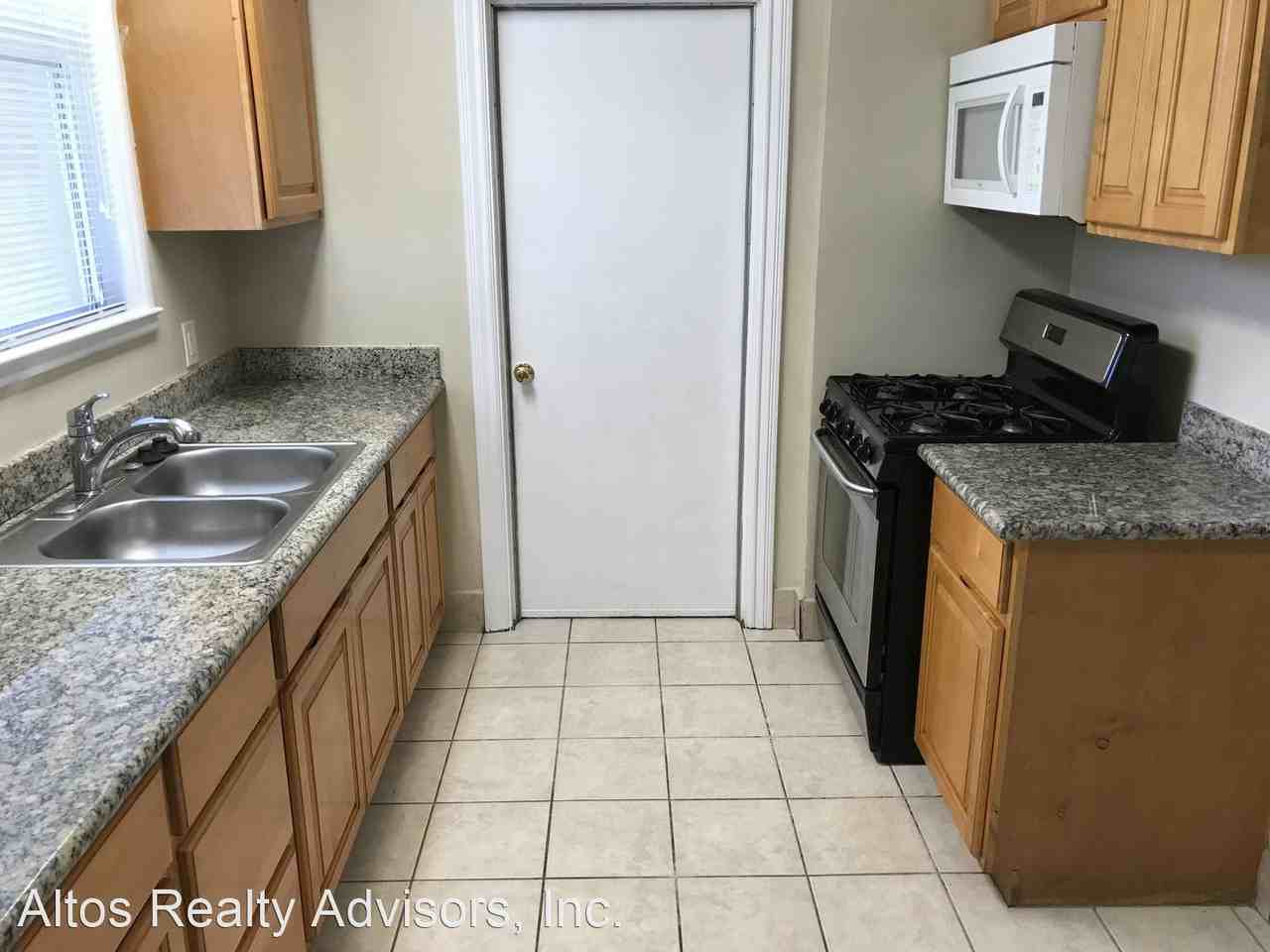 1827 Stevens Ave - Photo 2 of 11