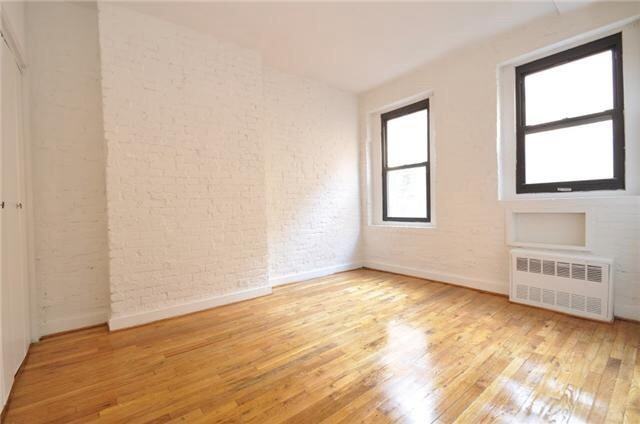 E 95th St #3C - Photo 3 of 7