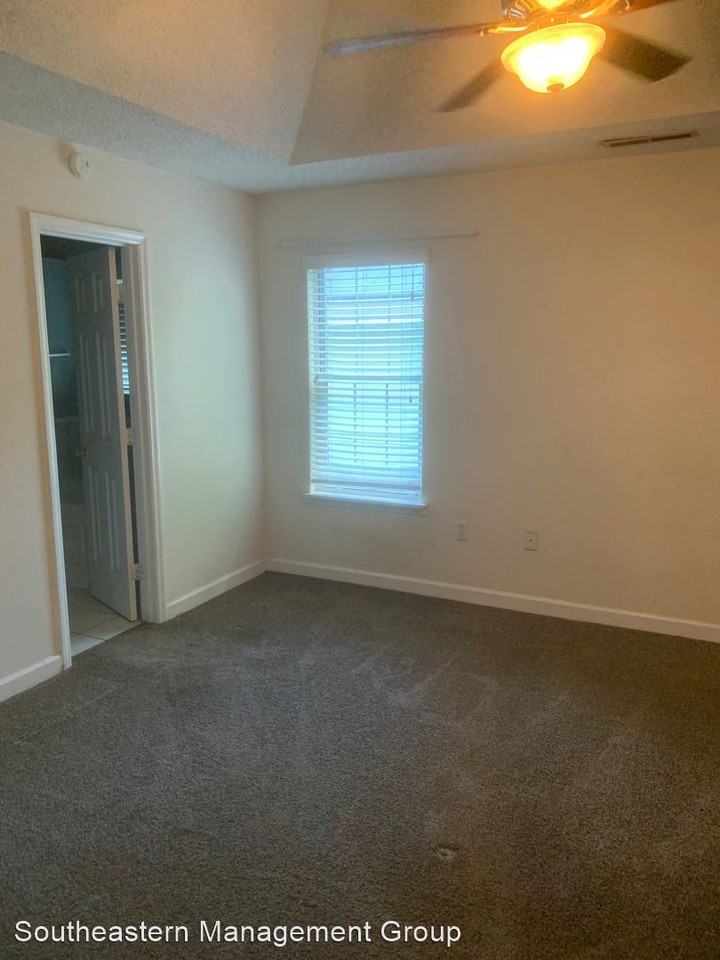 1522 Theresa Dr - Photo 3 of 26