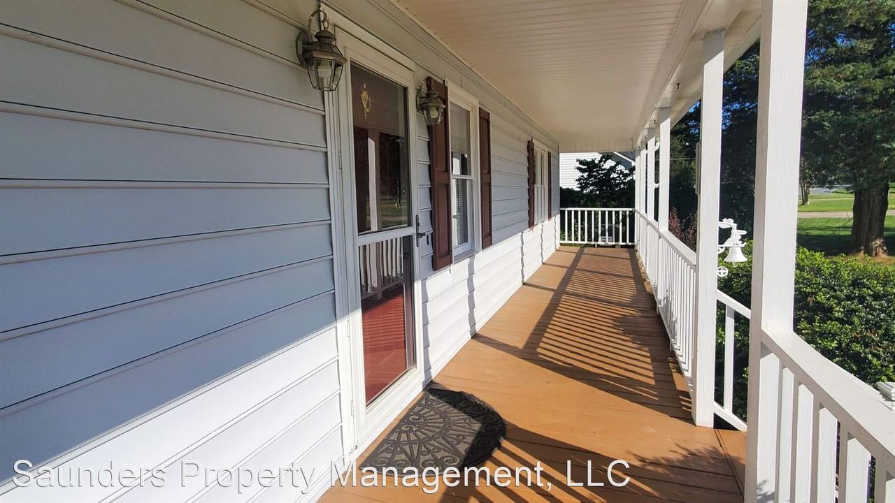 6435 Tobaccoville Rd - Photo 2 of 18