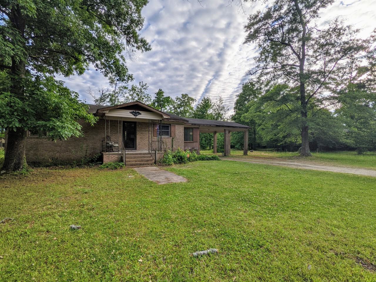 3108 Trent Rd - Photo 2 of 24