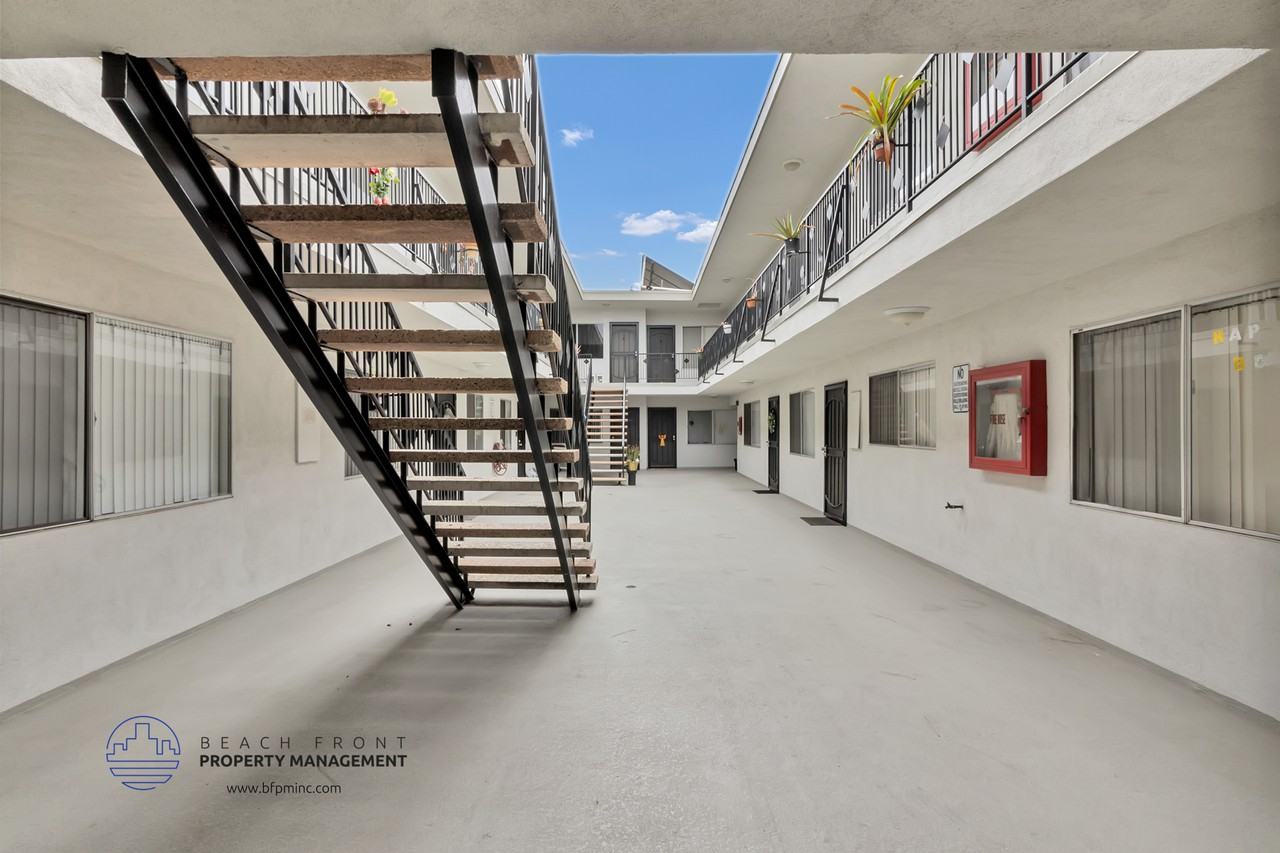 Truro Apartments - Photo 3 of 9