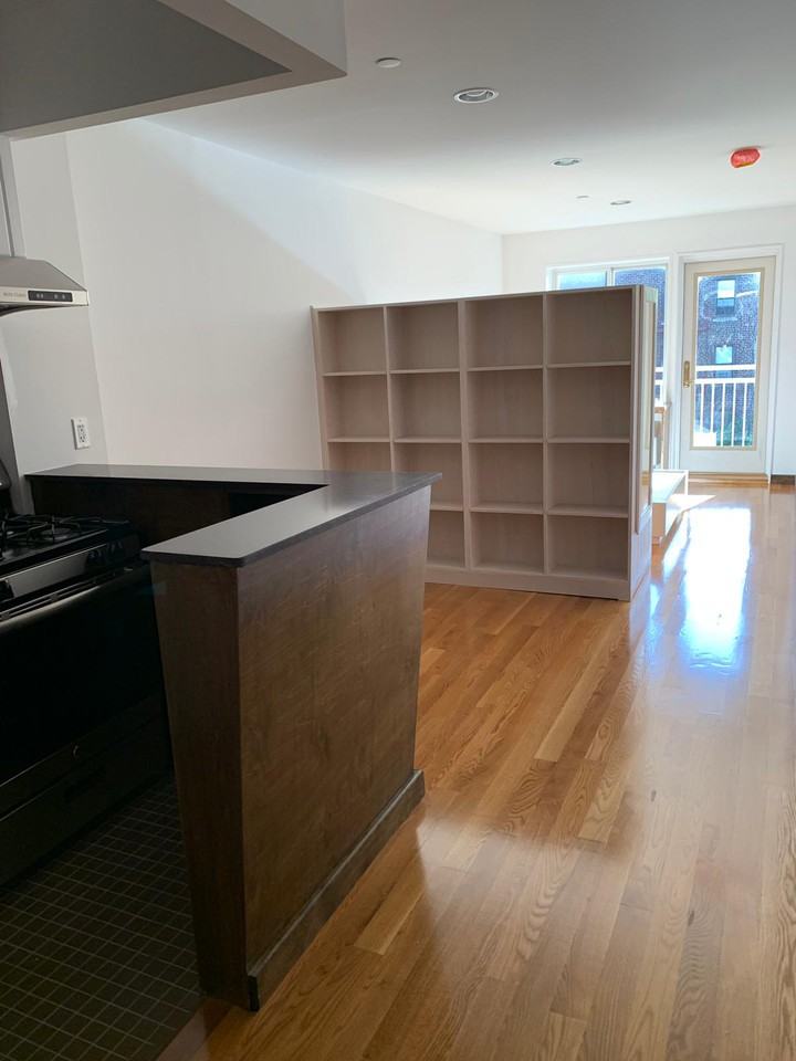 33-43 Junction Boulevard - Photo 2 of 6