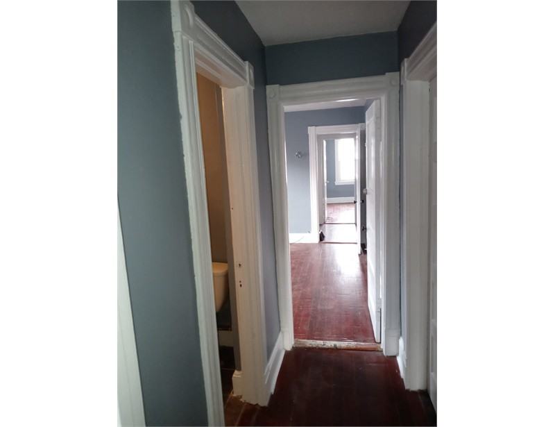 33-35 East Raymond Street #3 - Photo 3 of 13