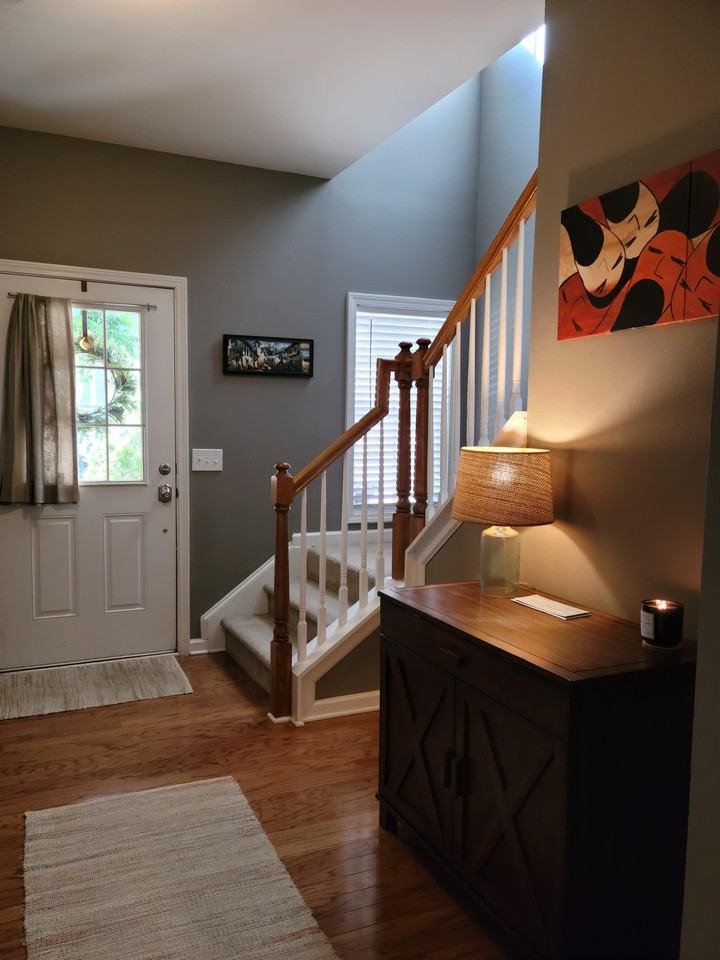 1759 Oakbrook Ln Nw #1 - Photo 3 of 16