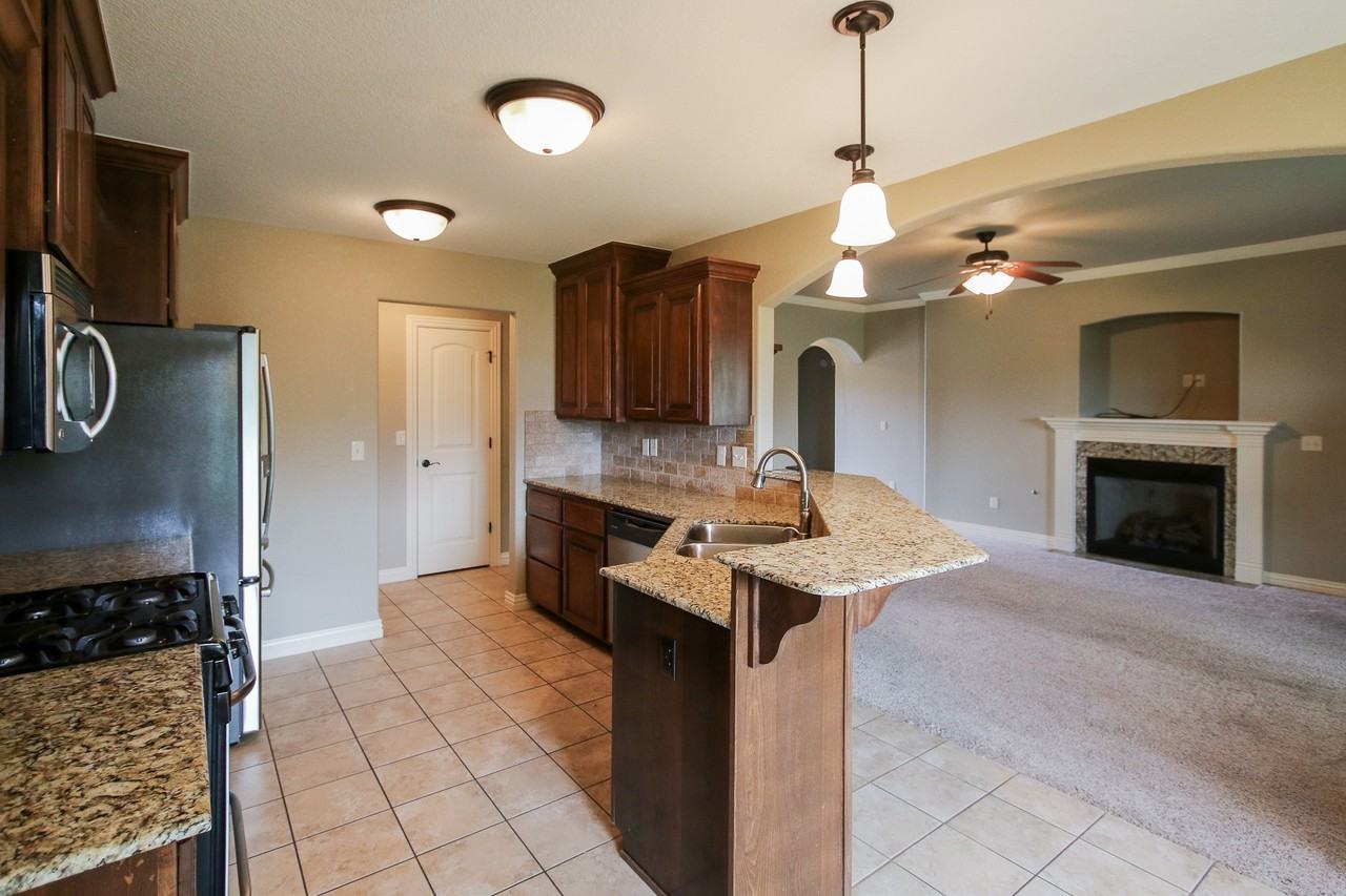 202 Pebble Beach Dr #1 - Photo 2 of 22