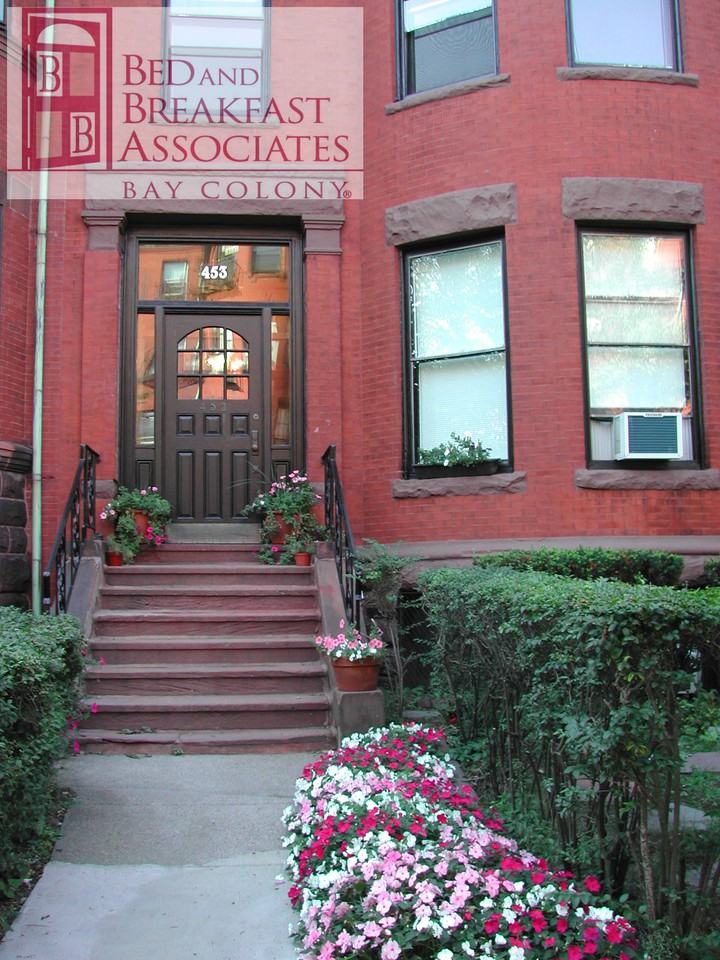 1br - Charming brownstone spacious and bright Victorian building. - Photo 2 of 12