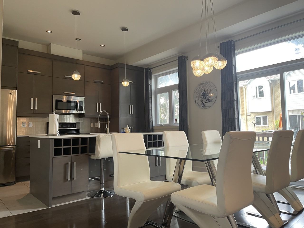 7945 Rue Nadeau - Photo 3 of 16