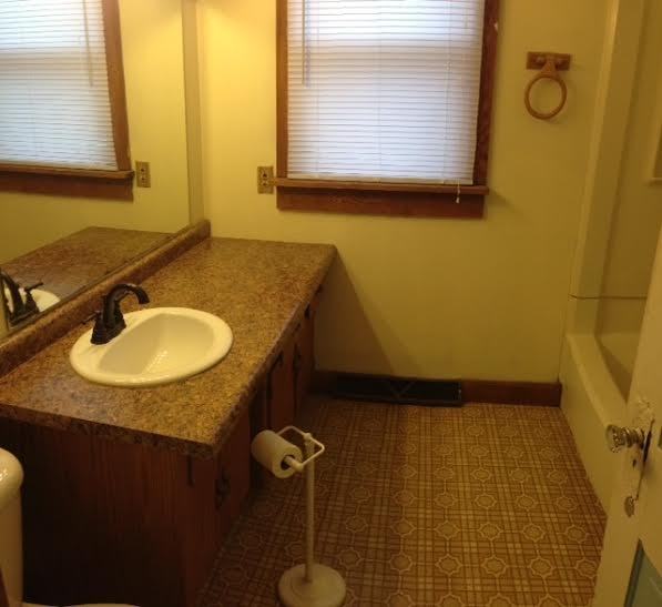 969-971 Shawano Ave - Photo 3 of 11